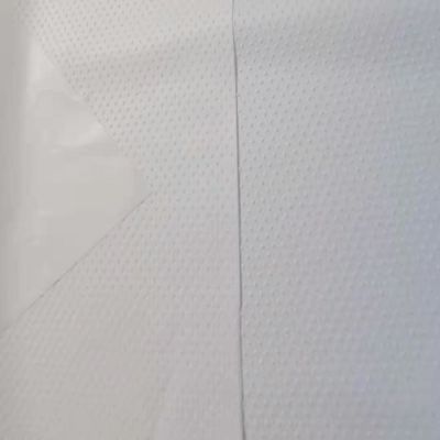 Film de base en PE sous la couche arrière de la couche de couche pour améliorer l'efficacité de la perméabilité à l'air