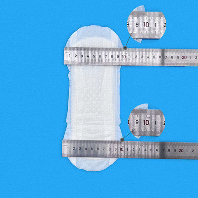 Des serviettes hygiéniques pour incontinence épaissie pour femmes enceintes adultes