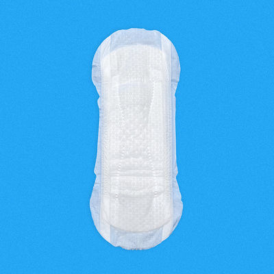 Des serviettes hygiéniques pour incontinence épaissie pour femmes enceintes adultes