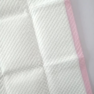 Des coussinets jetables pour la protection contre l'incontinence chez les adultes à l'hôpital