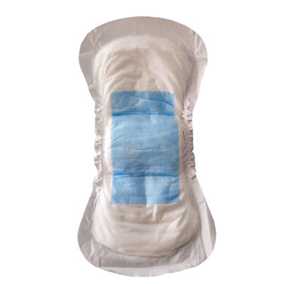 Des échantillons offerts gratuitement, un tampon maternité absorbant pour le rétablissement et la guérison post-partum.