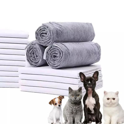 Des tampons jetables pour animaux de compagnie à 5 cœurs avec une couche de charbon actif en bambou