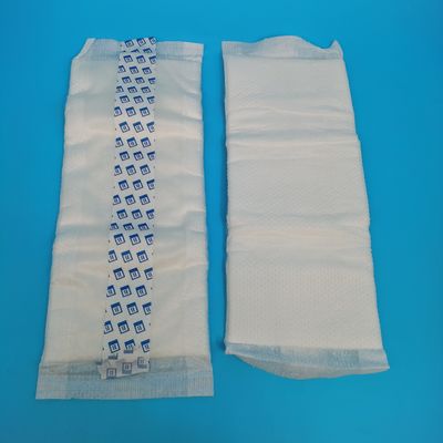 Des serviettes de maternité jetables de style ultra épais sans ailes pour les périodes d'écoulement intense pendant la nuit