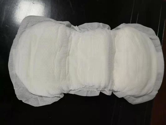 Des serviettes hygiéniques jetables pour les femmes en mode maternité