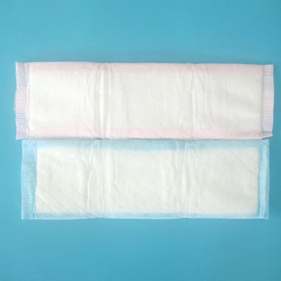 Des serviettes de maternité jetables à super haute absorbance avec certification ISO9001 et CE