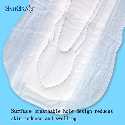 Des serviettes hygiéniques à usage unique à haute absorption pour le contrôle du flux menstruel