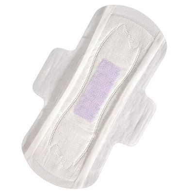 Des serviettes hygiéniques en coton jetables pour femmes en 2023