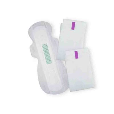 Des serviettes hygiéniques à puces hygiéniques respirantes super absorbantes à partir de serviettes réutilisables