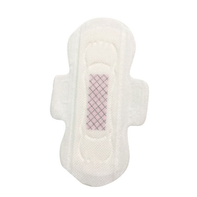 Des serviettes hygiéniques menstruelles pour femmes ailées avec étiquette privée personnalisée et 50 ml à 200 ml d'absorption