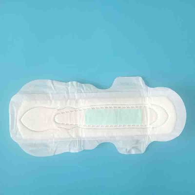 Des serviettes hygiéniques en coton biologique pour les femmes