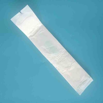 Des serviettes hygiéniques pour femmes de 40 à 120 g de longueur de 270 mm avec emballage individuel