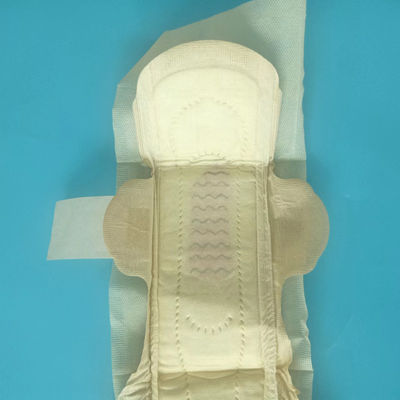 Des serviettes hygiéniques jetables douces et respirantes pour la protection féminine