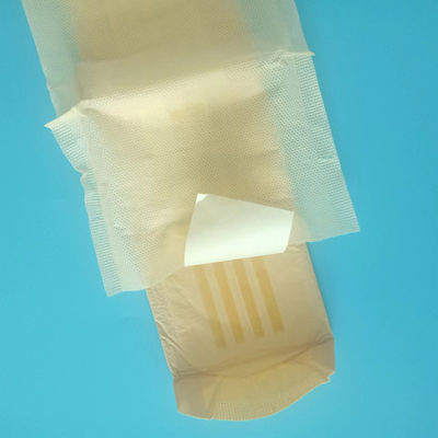 Des serviettes hygiéniques jetables douces et respirantes pour la protection féminine