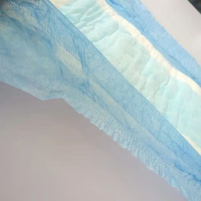 Couches pour adultes imprimées en feuille de dessus non tissée douce pour adultes de grande taille et de couche épaisse