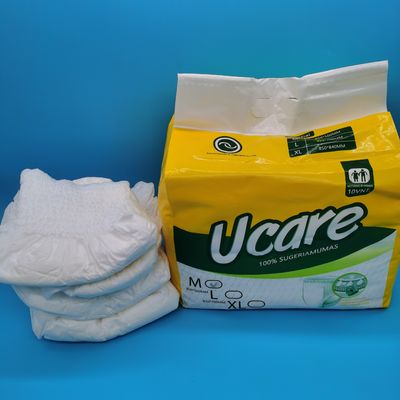 Des culottes pour adultes jetables et des pantalons courts avec une feuille de dessus souple et respirante