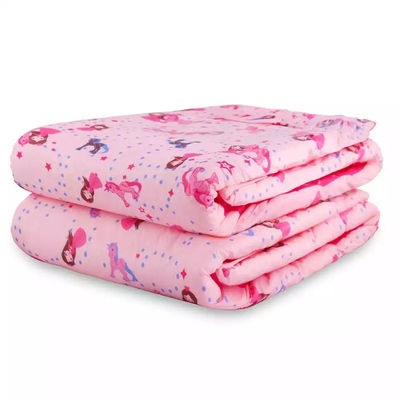 Une couche pour adultes adaptée au budget avec une surface super absorbante et sèche et douce
