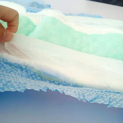 Une couche d'adulte ultra épaisse biodégradable avec une absorbance de 800 ml à 2700 ml et une impression colorée