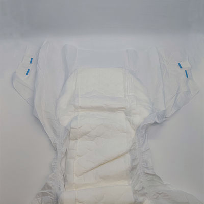 La couche supérieure est douce, maintenant tissée, couche fragile pour adultes, couche ultra-épaisse pour adultes.