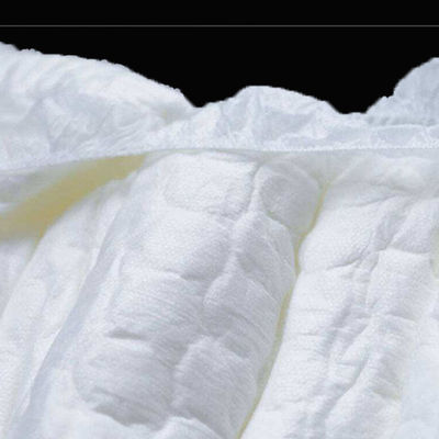 Couches jetables pour incontinence pour personnes âgées