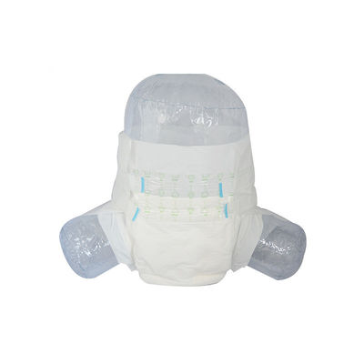 Des couches pour adultes et bébés personnalisées avec une pulpe de peluche et une feuille de dessus non tissée douce