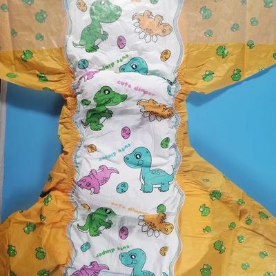 Couche d'hôpital pour adultes en tissu non tissé à haute absorption 6500 ml et feuille arrière en PE